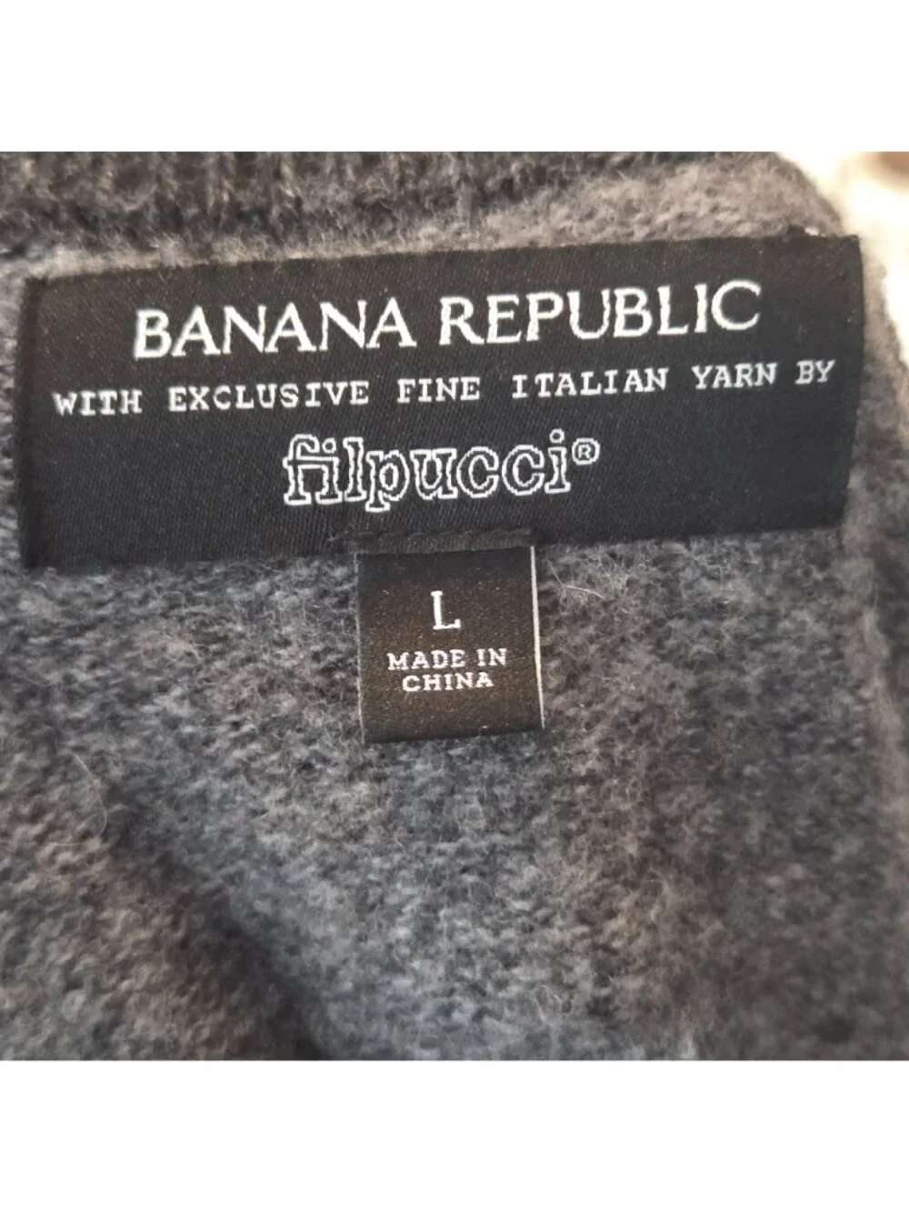 Banana Republic Charcoal Gray Sweater V Notch Ribbed Trim Men’s L